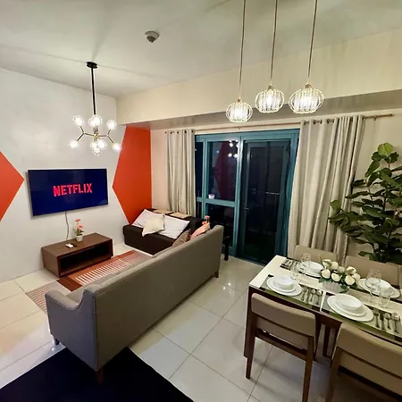 Bgc One Uptown 2Bedroom With Balcony And 1 Free Parking